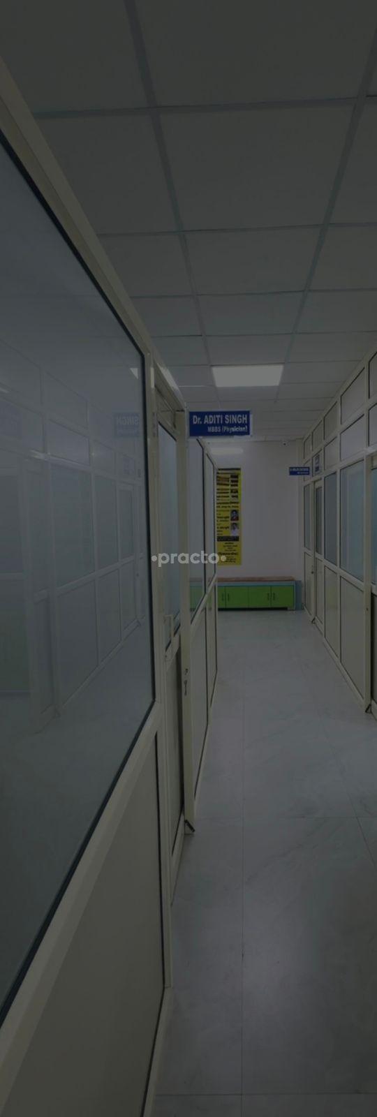 Reception Area at Doctors Clinic Ashiyana Lucknow