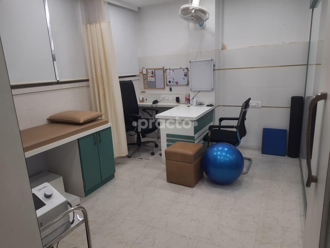 Equipment Area at Physiolore Malad West Mumbai
