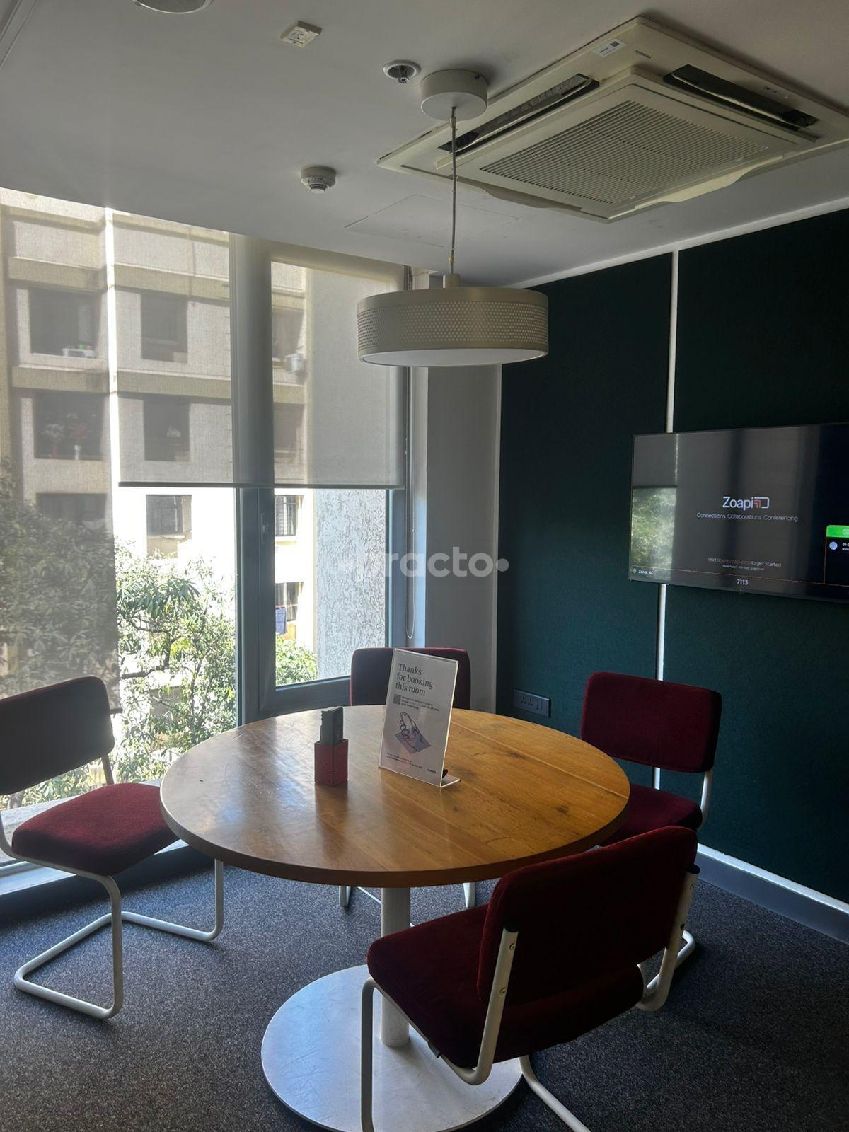 Consultation Room at Poshan For Life Hiranandani Estate Thane