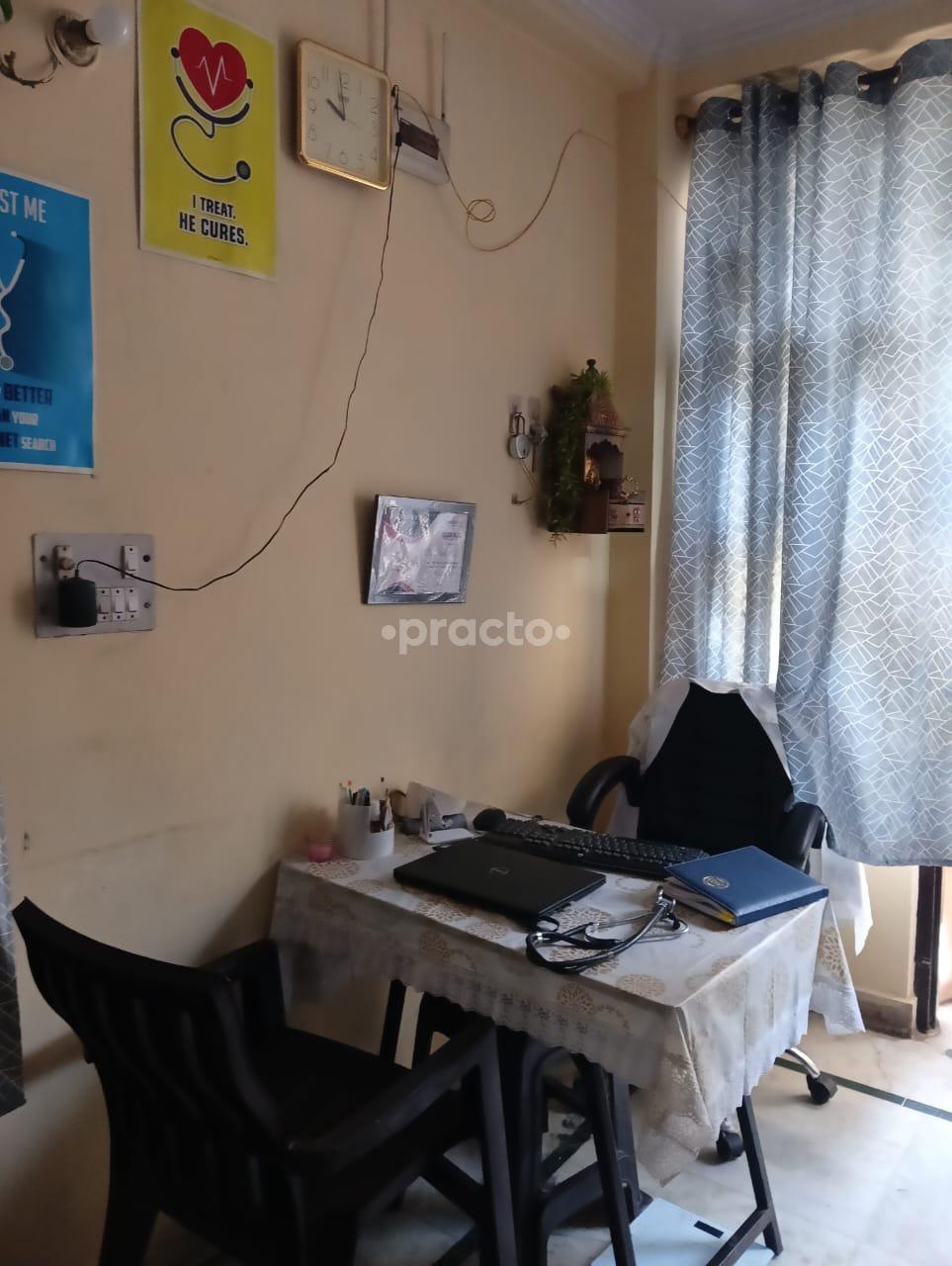 Consultation Room at Solace Virtual Pediatrics Clinic Sudhowala Dehradun