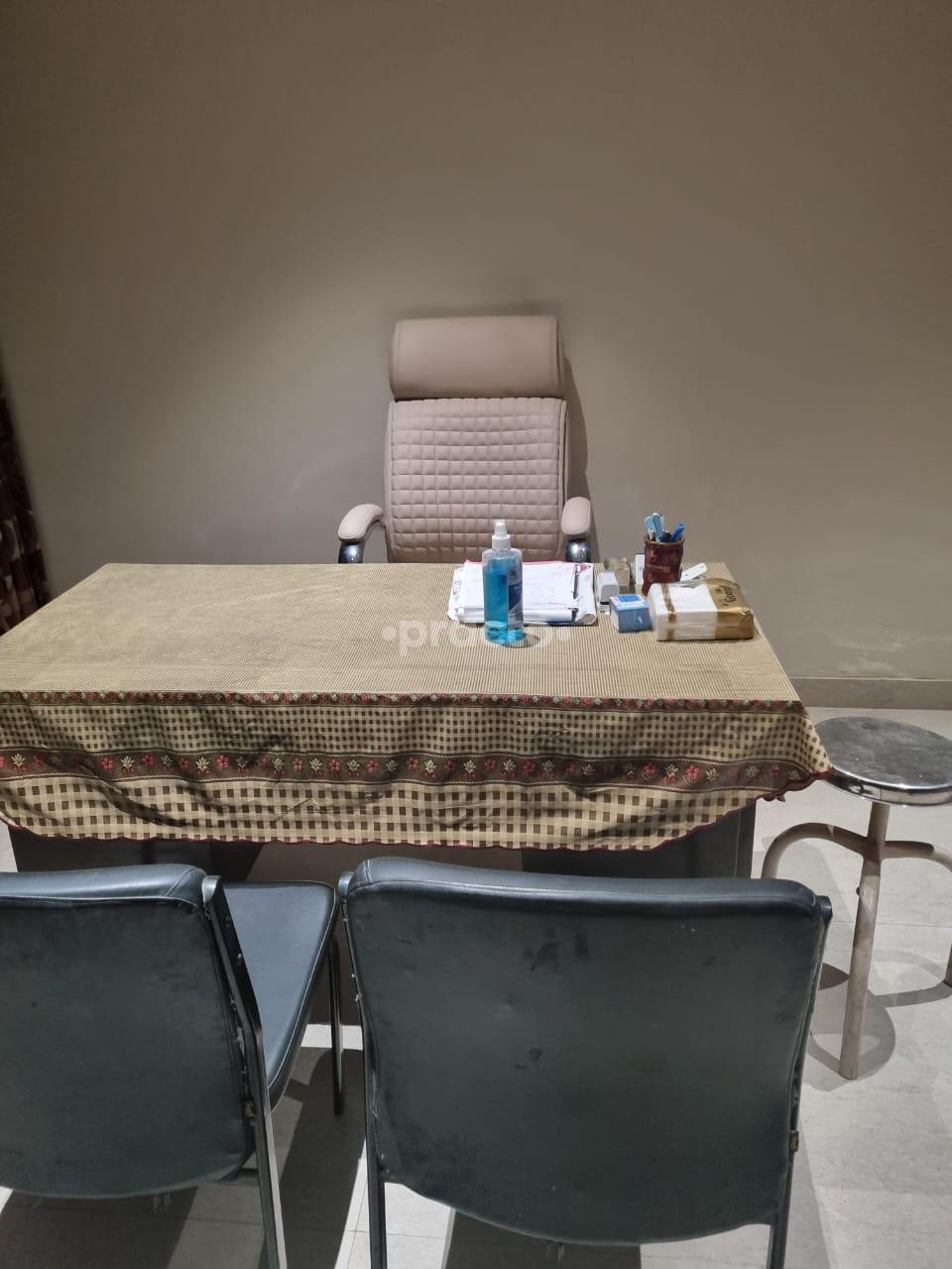 Consultation Room at Satya Clinic Sector 5 Chandigarh