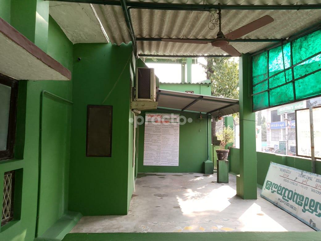 Outside Area at Master's Homeopathy Suryaraopet Vijayawada