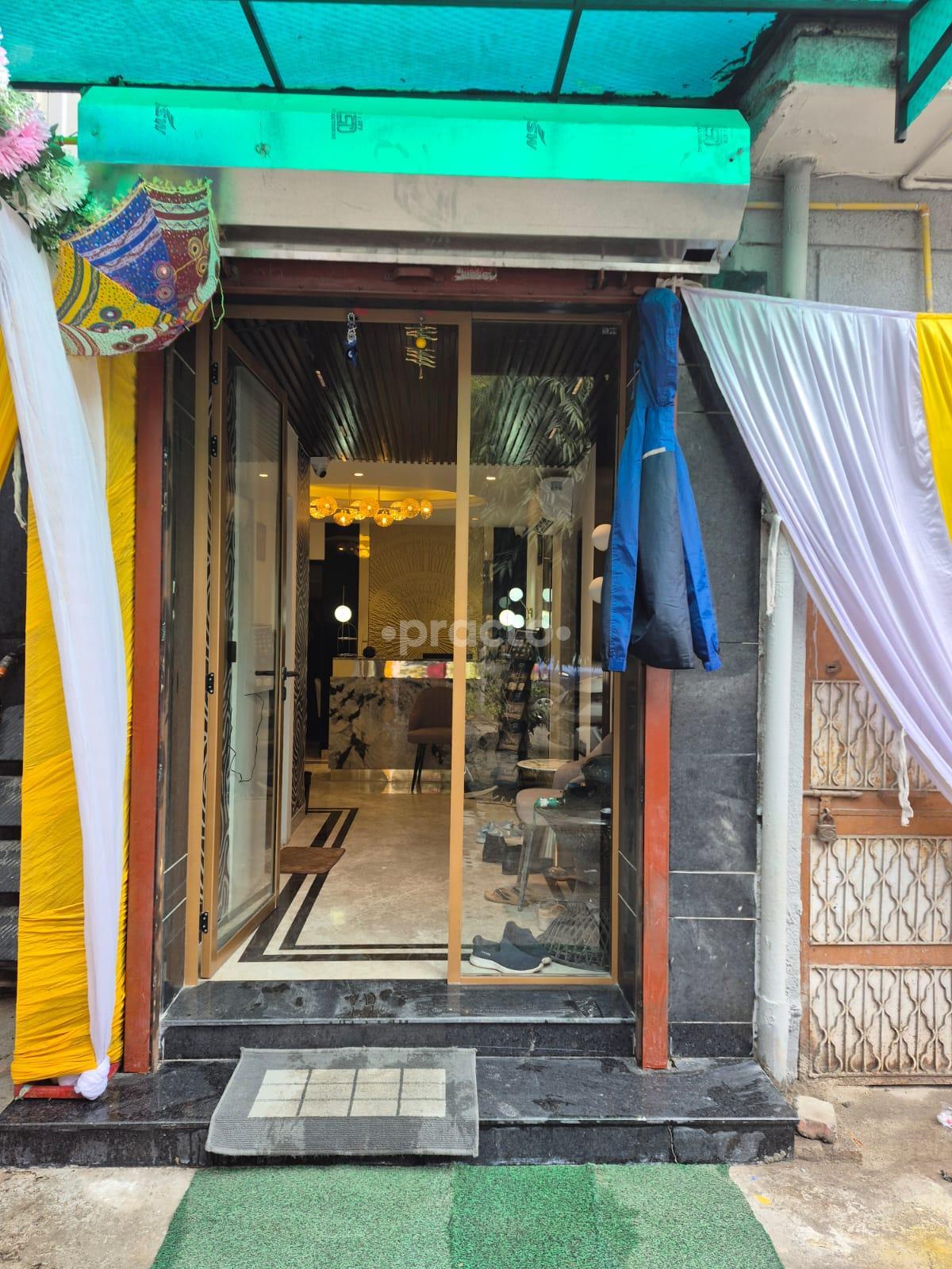 Outside Area at Dentasure - Dental & Aesthetic clinic Dwarka Sector 9 Delhi