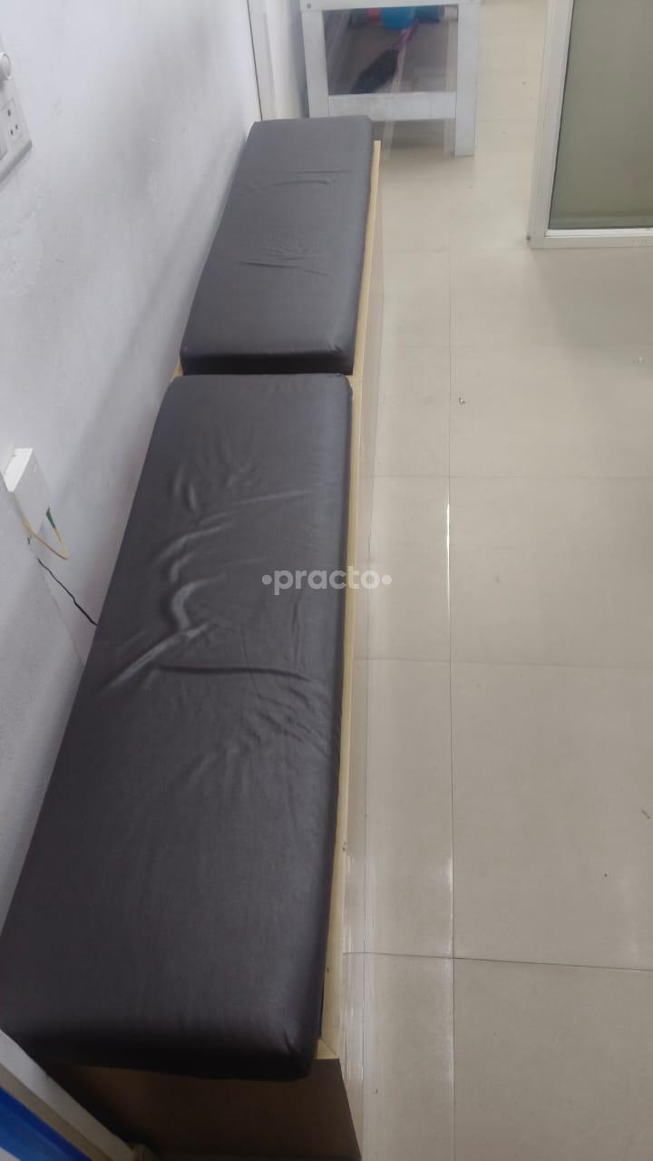 Waiting Area at Dr Agarwal’s Ortho & Gyne Clinic Greater Noida West Greater Noida