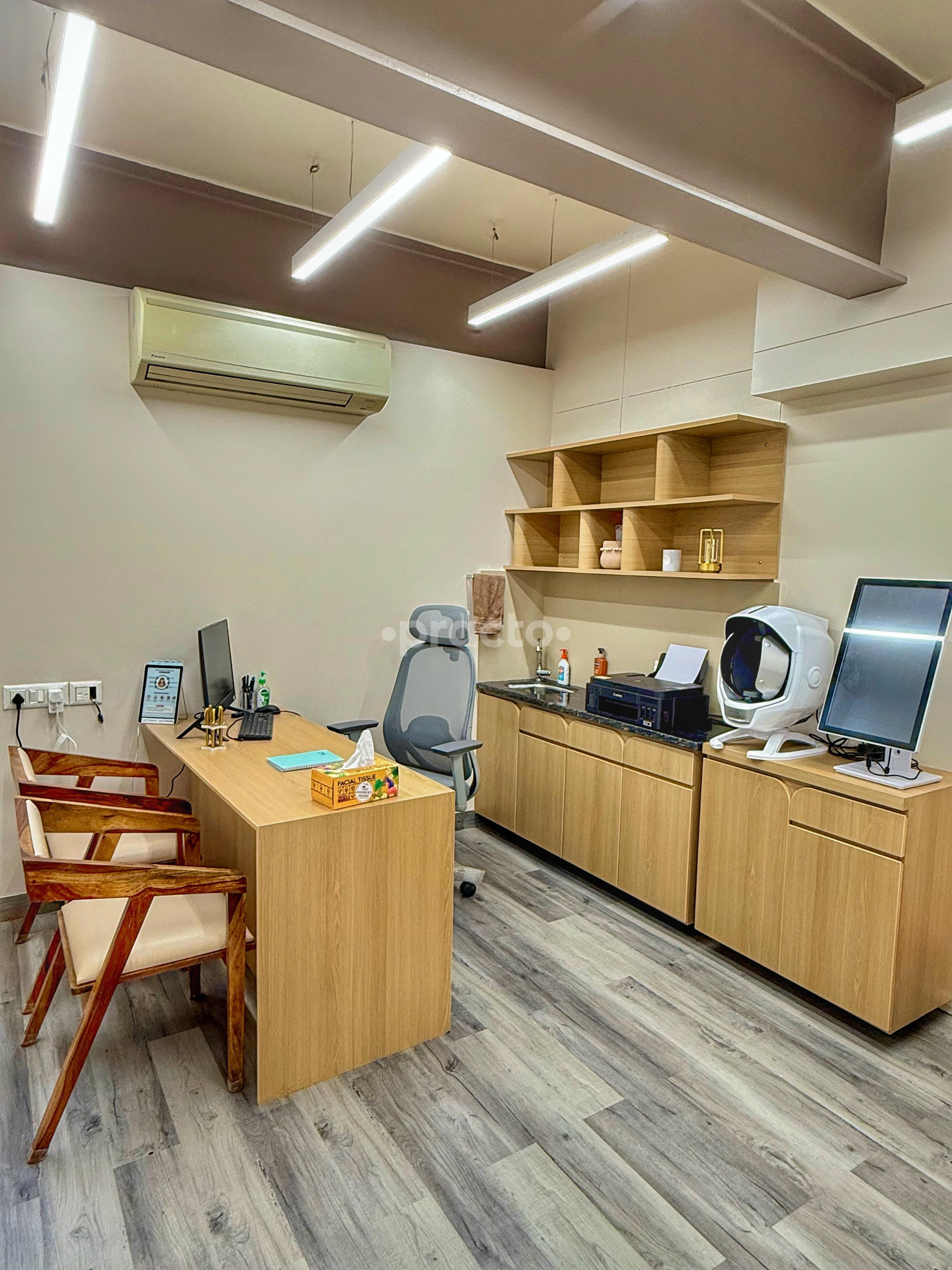 Consultation Room at Zars Dermatology Powai Mumbai
