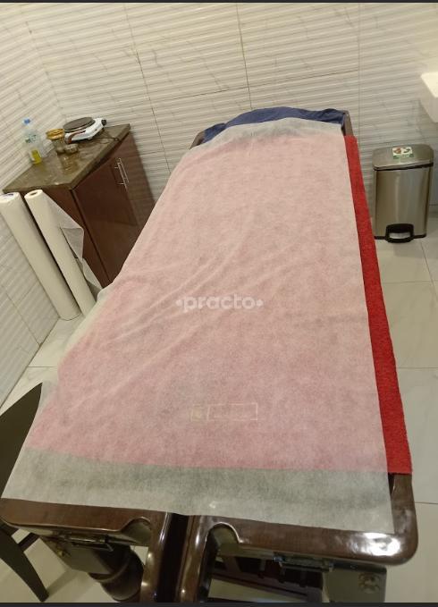CHANDRAN GURUKKAL AYURVEDIC CLINIC - Bur Dubai Bur Dubai Dubai