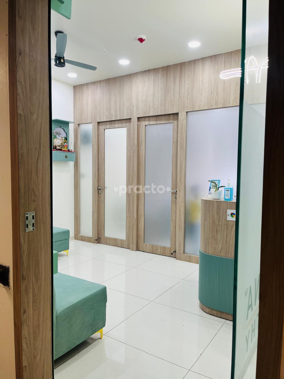 Waiting Area at Narayana Homeopathy Wakad Pune