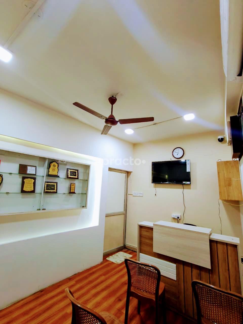 Reception Area at Dr. Aswin's Liver Care Clinic T Nagar Chennai