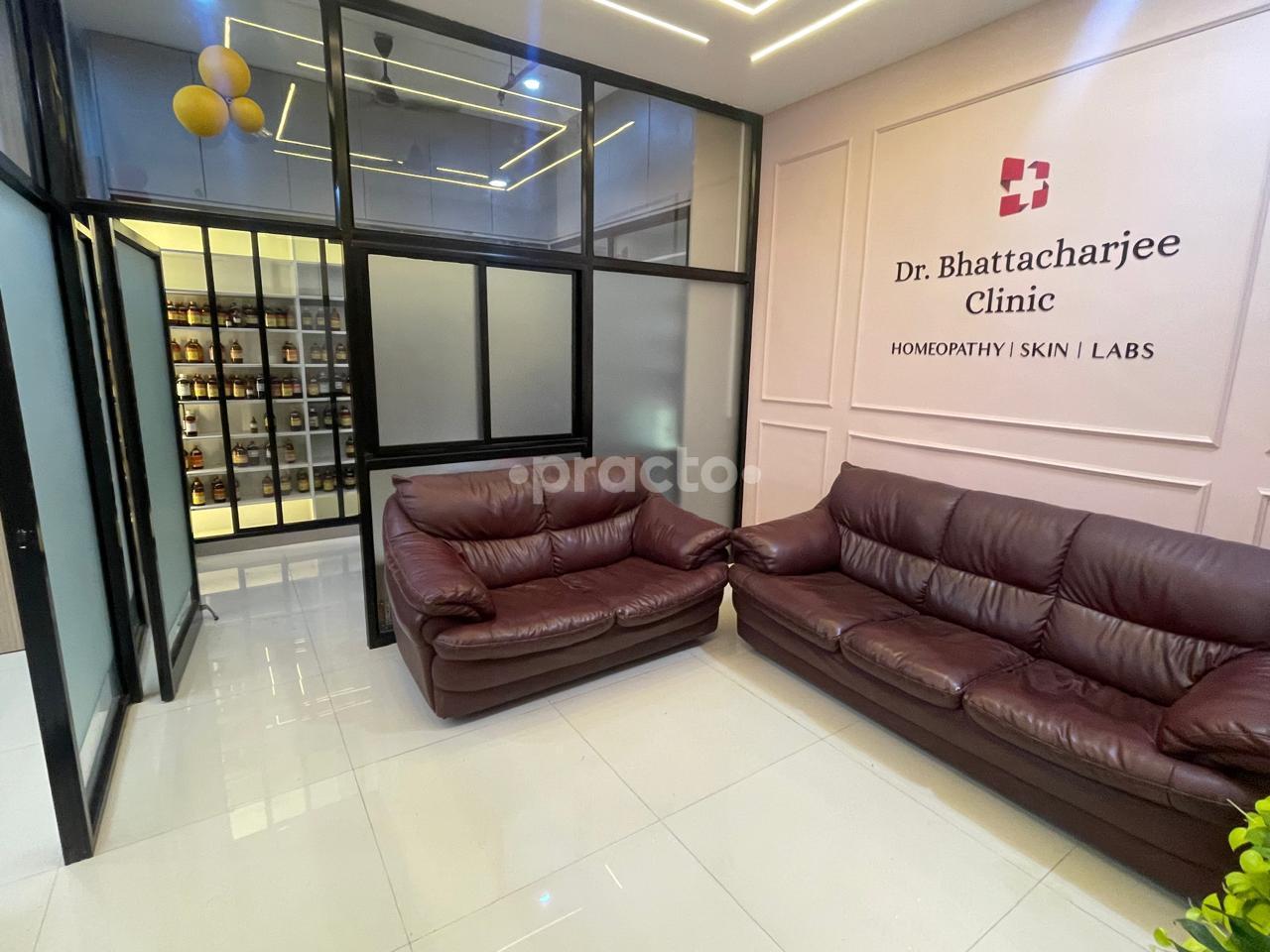 Waiting Area at Dr. Bhattacharjee Clinic  Mumbai Naka Nashik