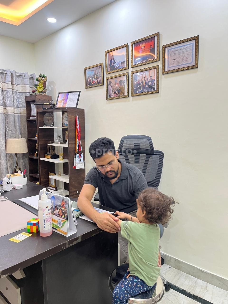 Dr Vipul Gautam Clinic Vasant Kunj Delhi