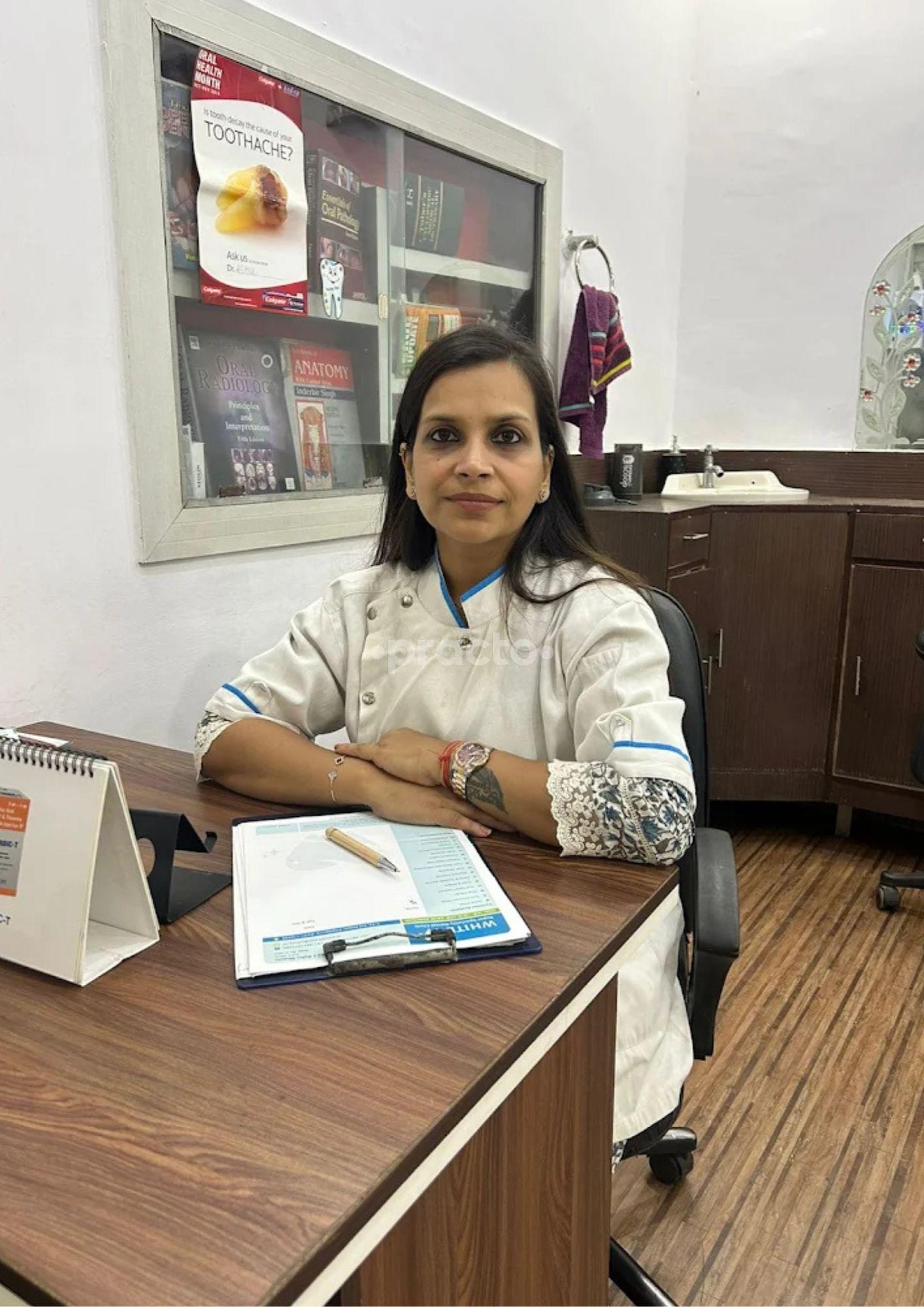 Reception Area at White Super Speciality Dental Clinic And Implant Centre Raj Nagar Delhi