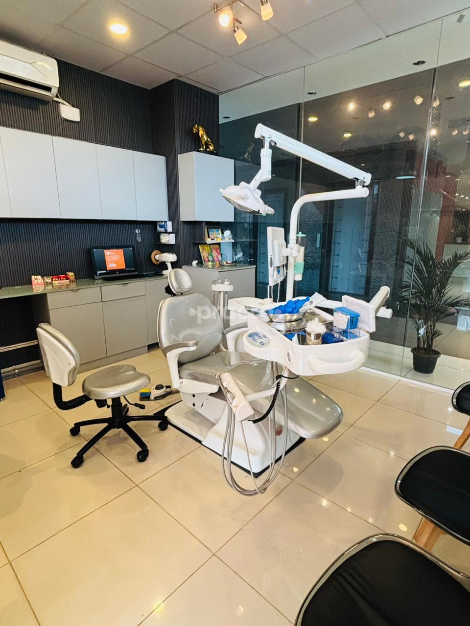 Consultation Room at The Dentist Electronics City Bangalore