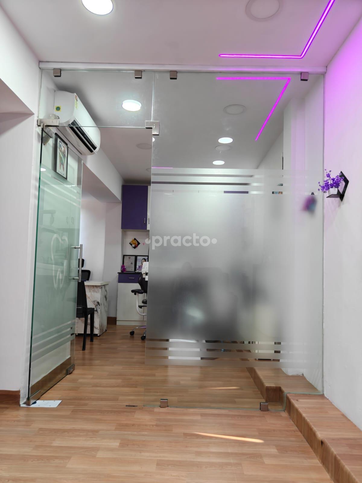 Waiting area at Ezhil Dental Studio Velachery Chennai
