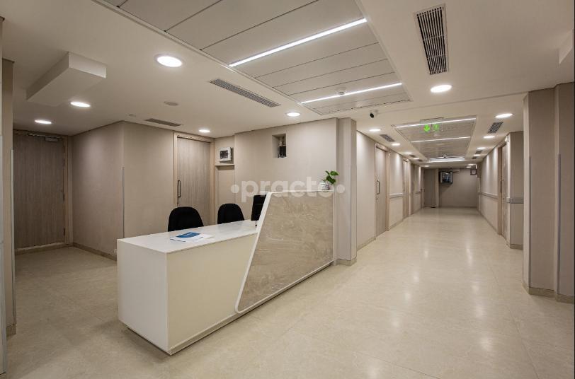 Sterling Hospital Race Course Road Vadodara