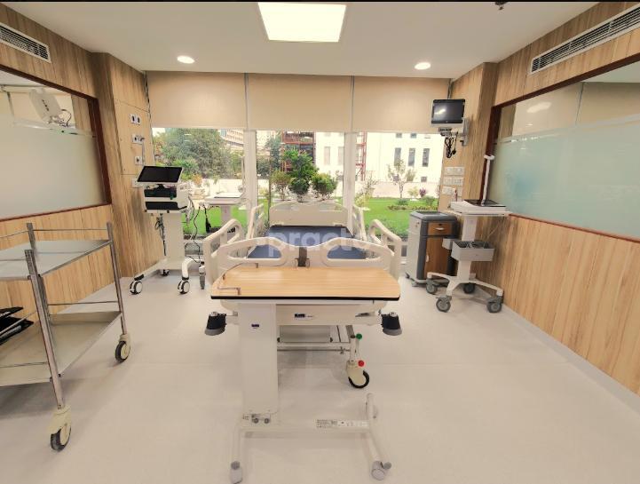 PB Health MG Road Gurgaon