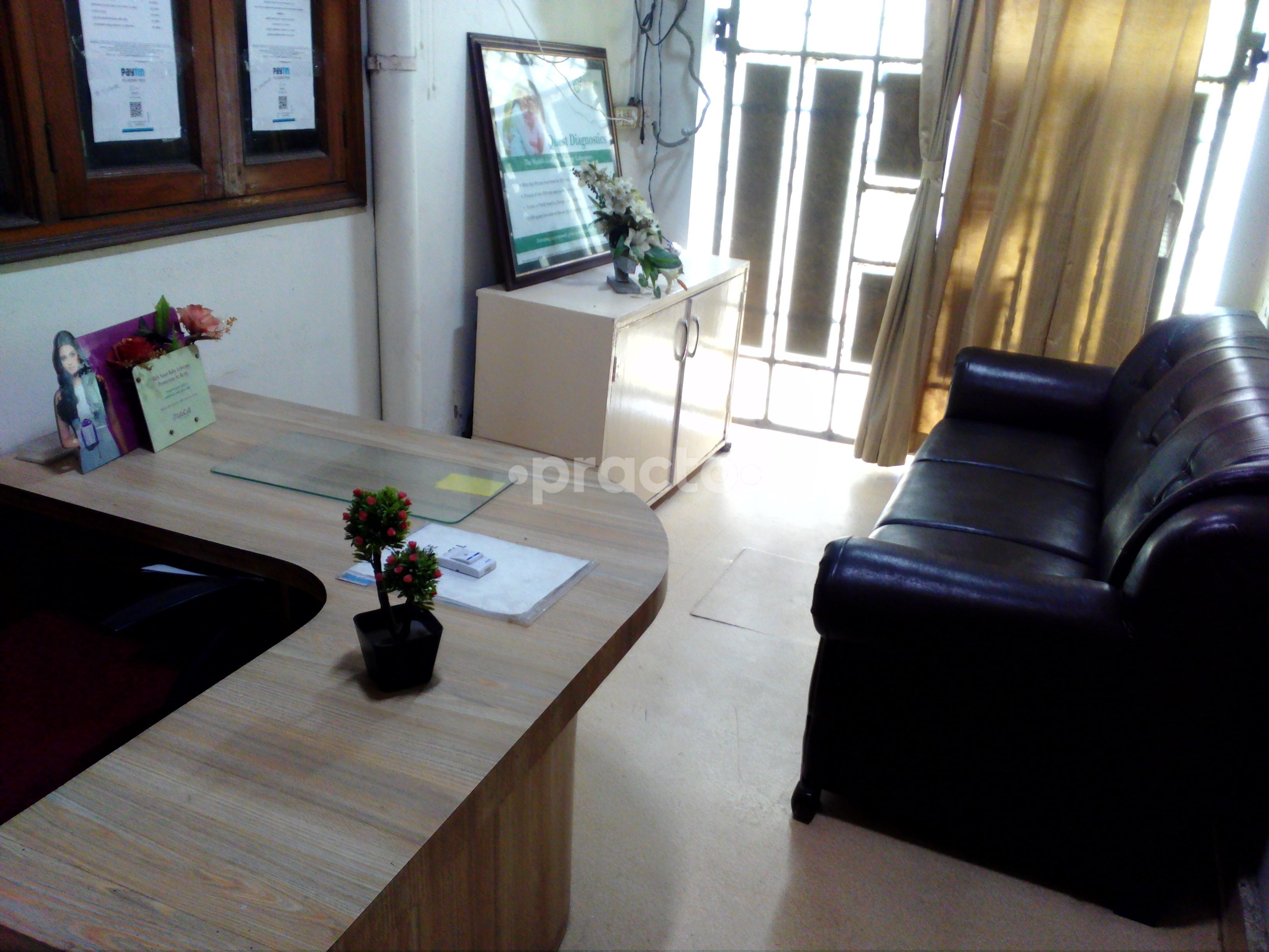 Waiting Area at Clinic Medicaid Sector 52 Noida