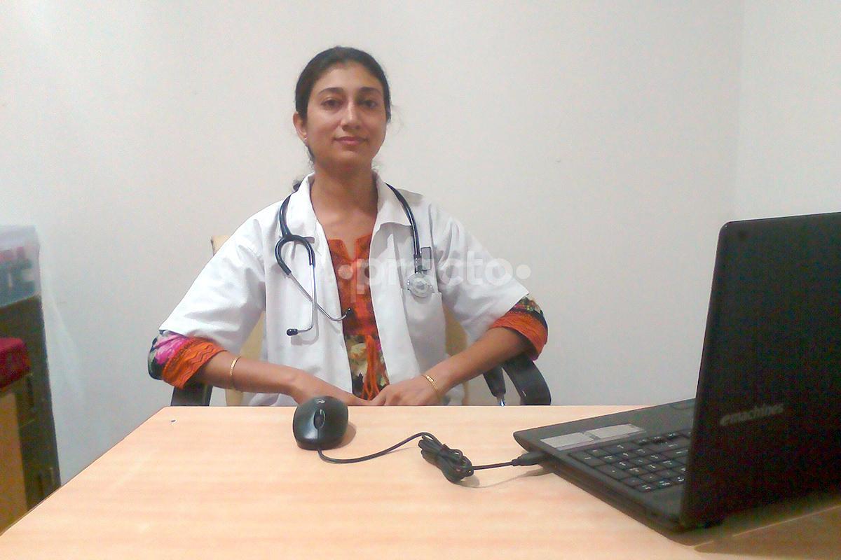 OPD/Ward at Dr.  Jyoti Contractor's Clinic Kandivali East Mumbai