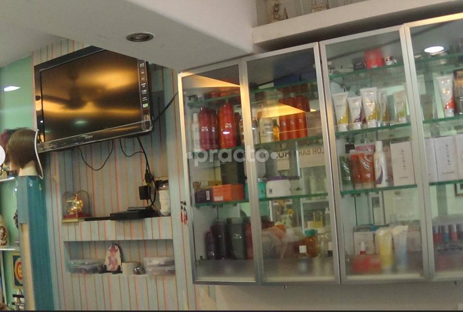 Big Boss Beauty Parlour Borivali West Mumbai
