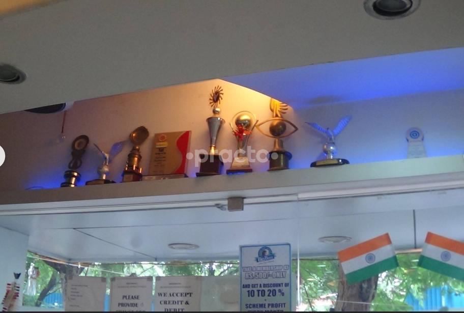 Big Boss Beauty Parlour Borivali West Mumbai