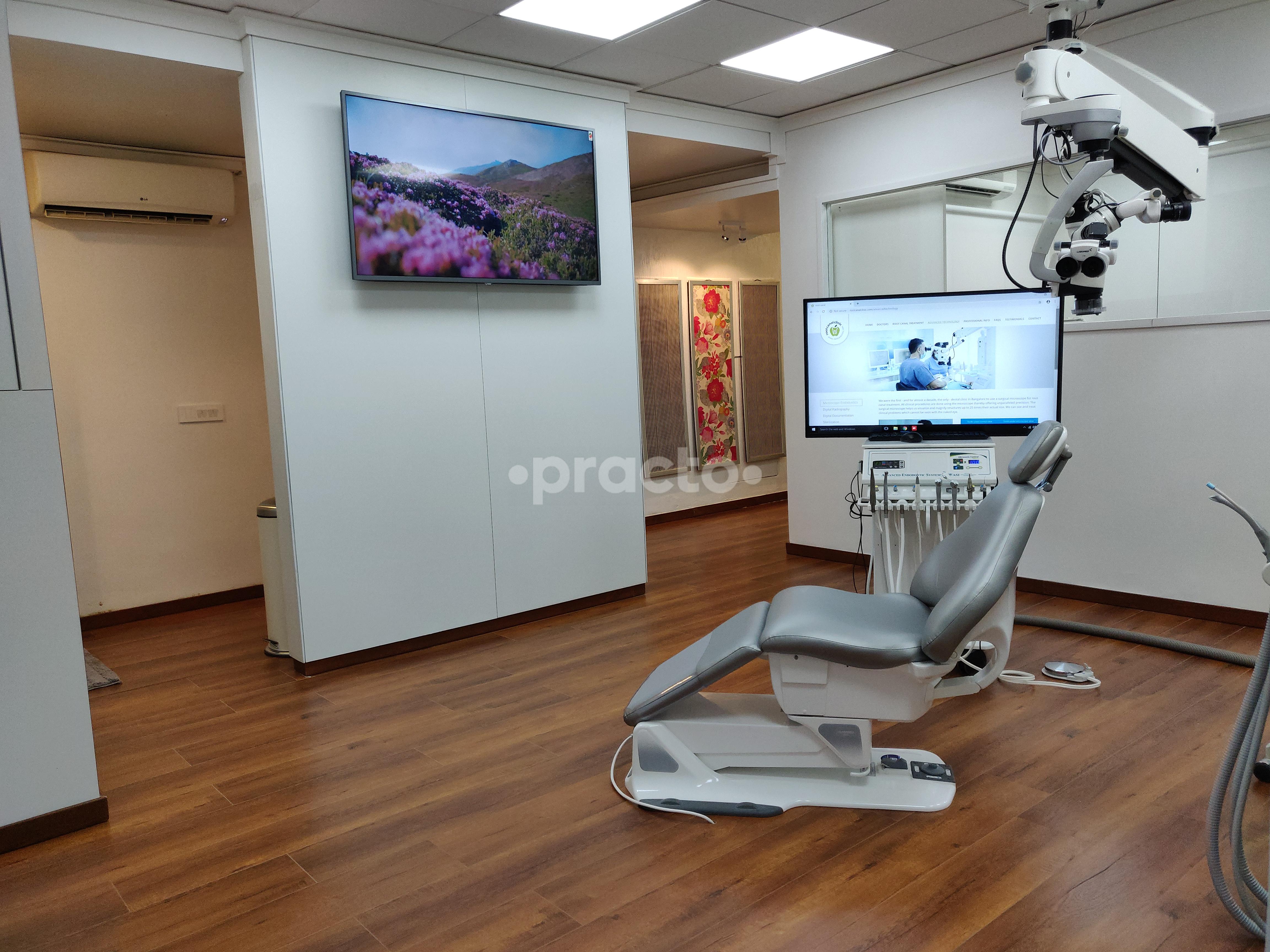 Consultation Room at The Root Canal Clinic Residency Road Bangalore
