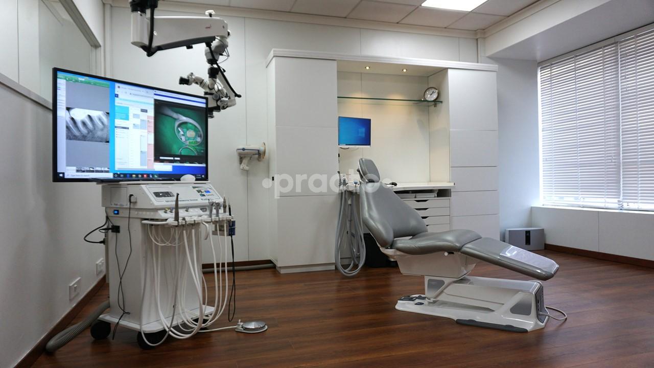 Consultation Room at The Root Canal Clinic Residency Road Bangalore