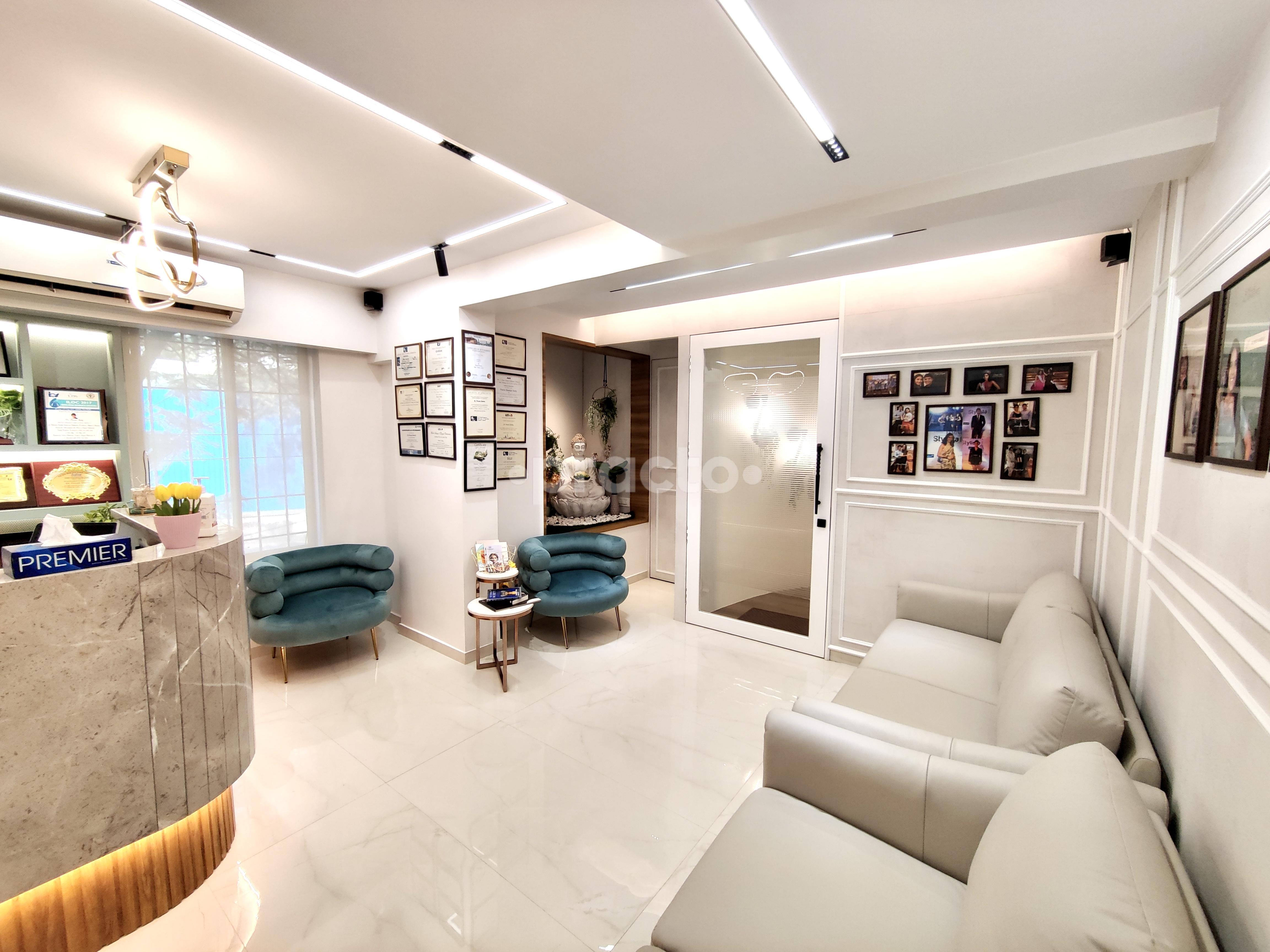 Waiting Area at Dr.Pravin Shetty's Center for Braces & Aligners Khar West Mumbai