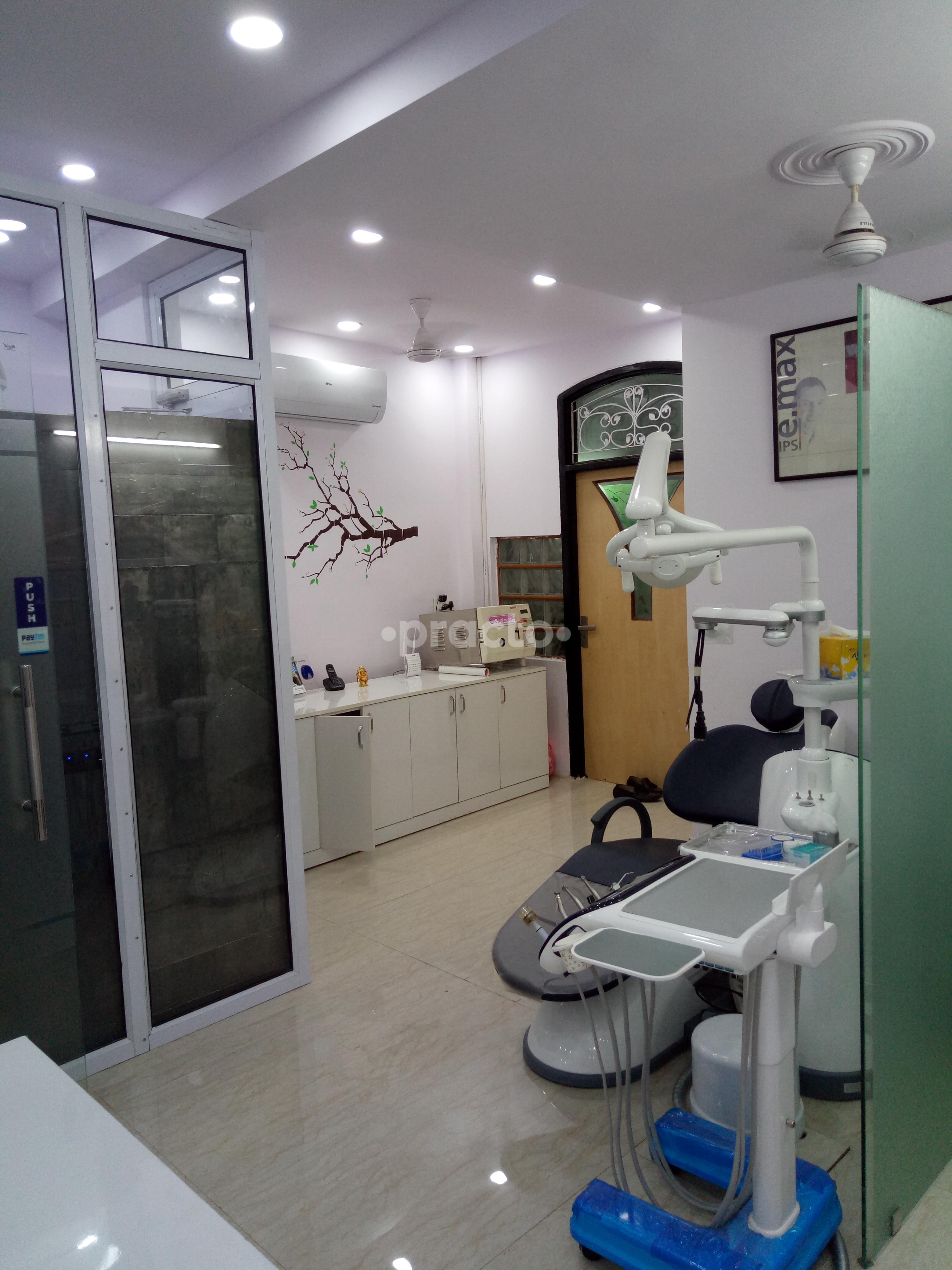 Operation Theatre at Dental Esthetix Surya Nagar Ghaziabad