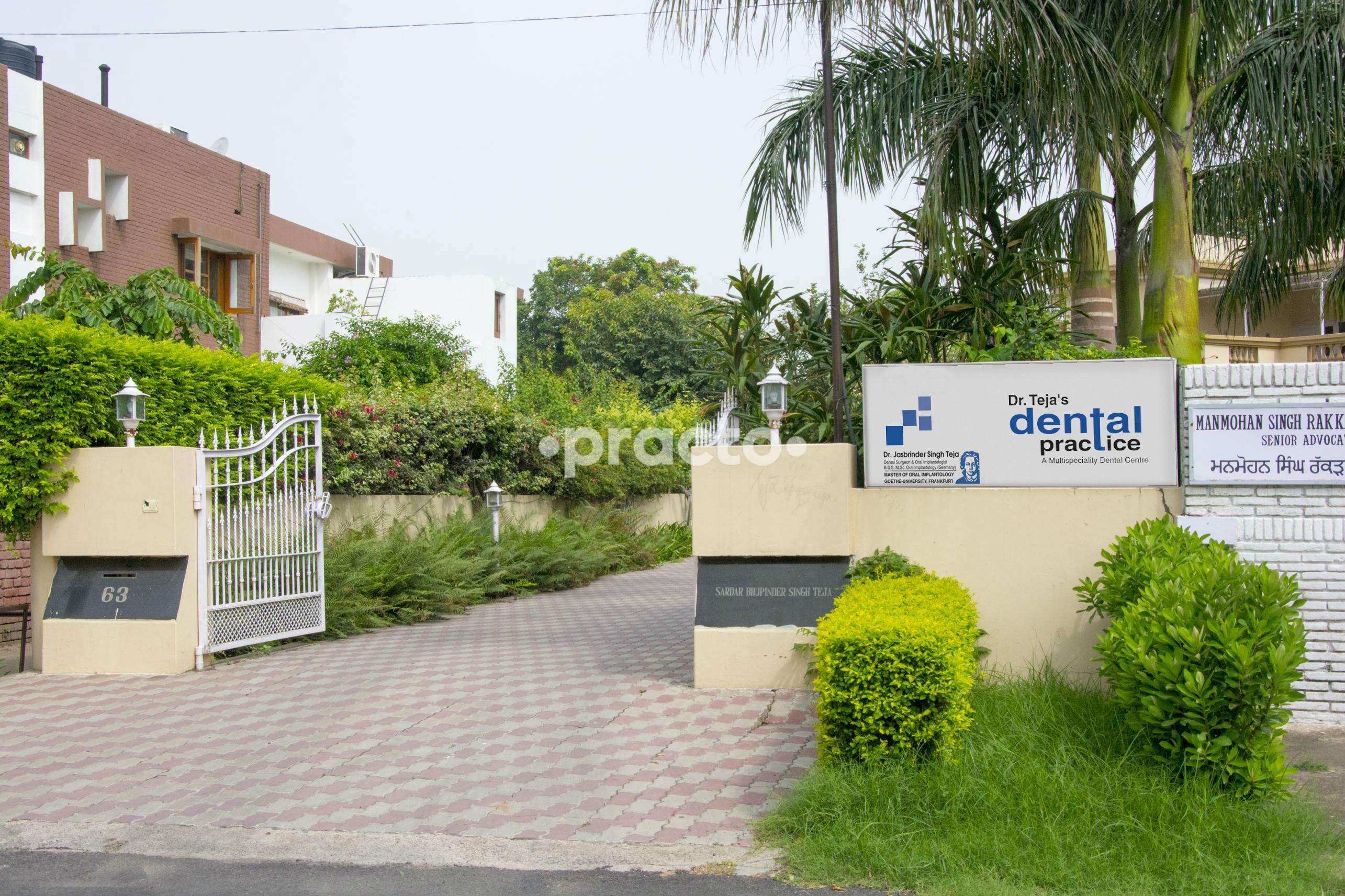 Entrance at Dr Teja's Dental Practic Sector 8 Chandigarh