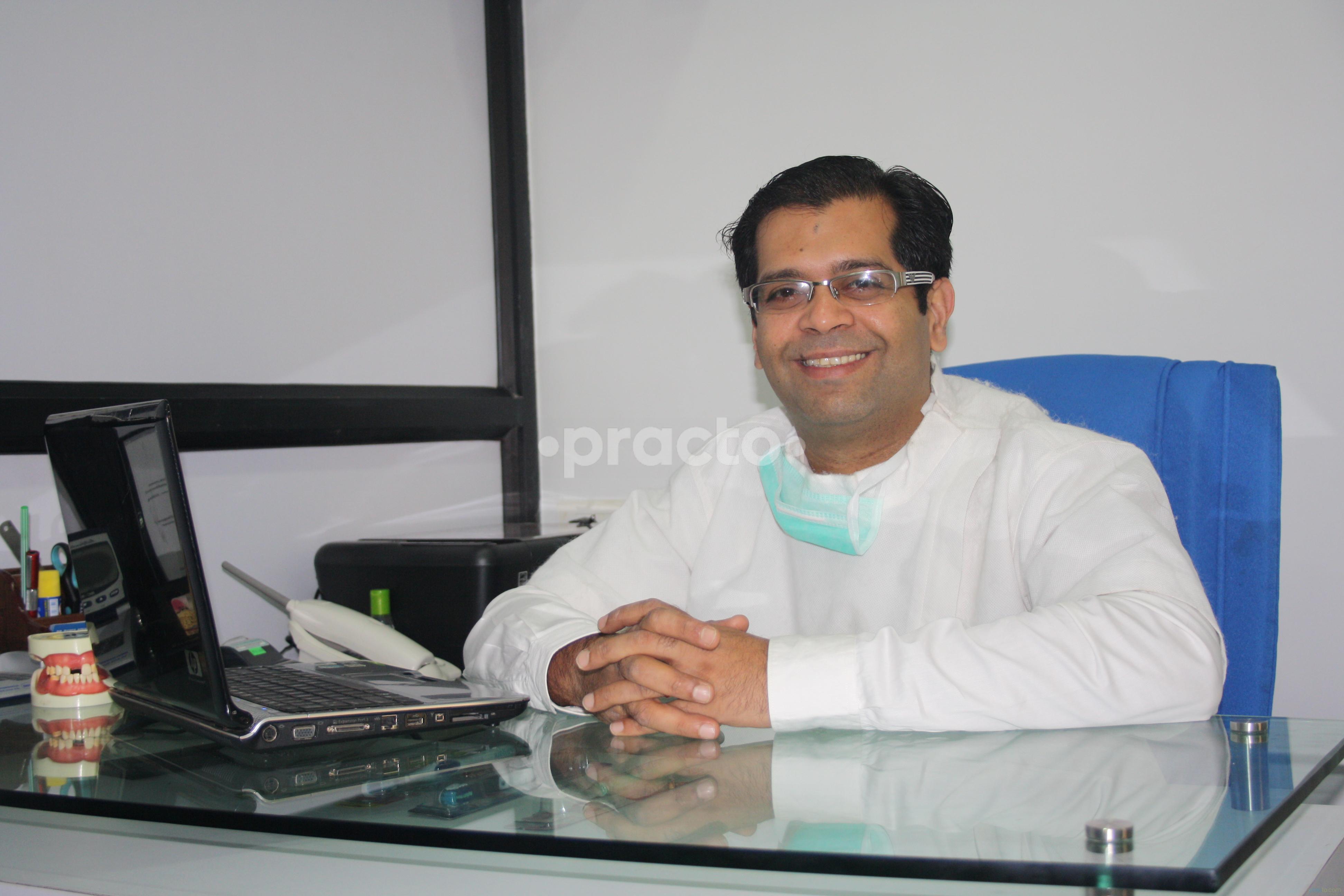 OPD/Ward at Dr Rahul Advani's 32 Intact Dental Clinic Khar West Mumbai