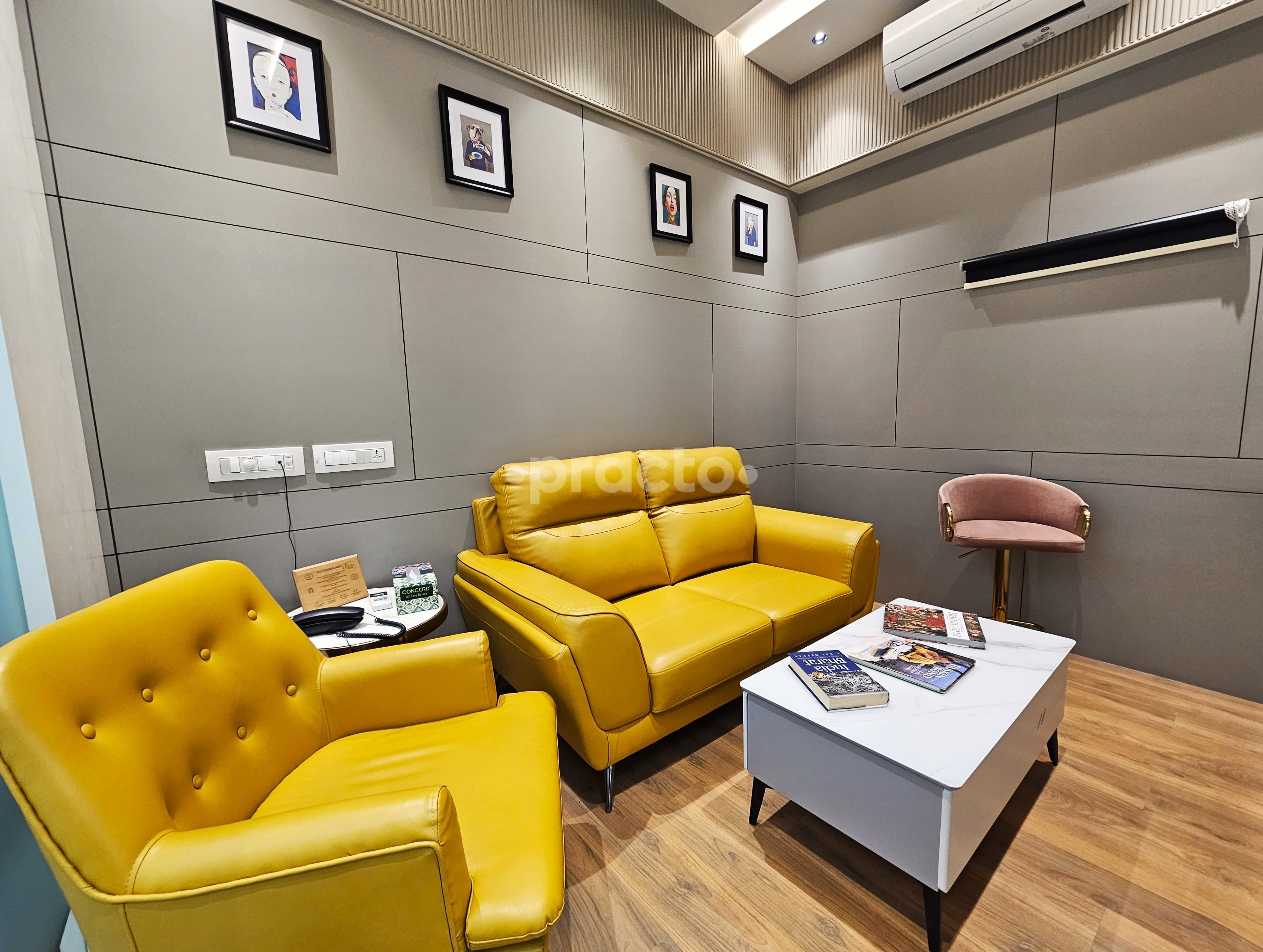 Waiting Area at Envisage Speciality Dental Clinic Tilak Nagar Mumbai