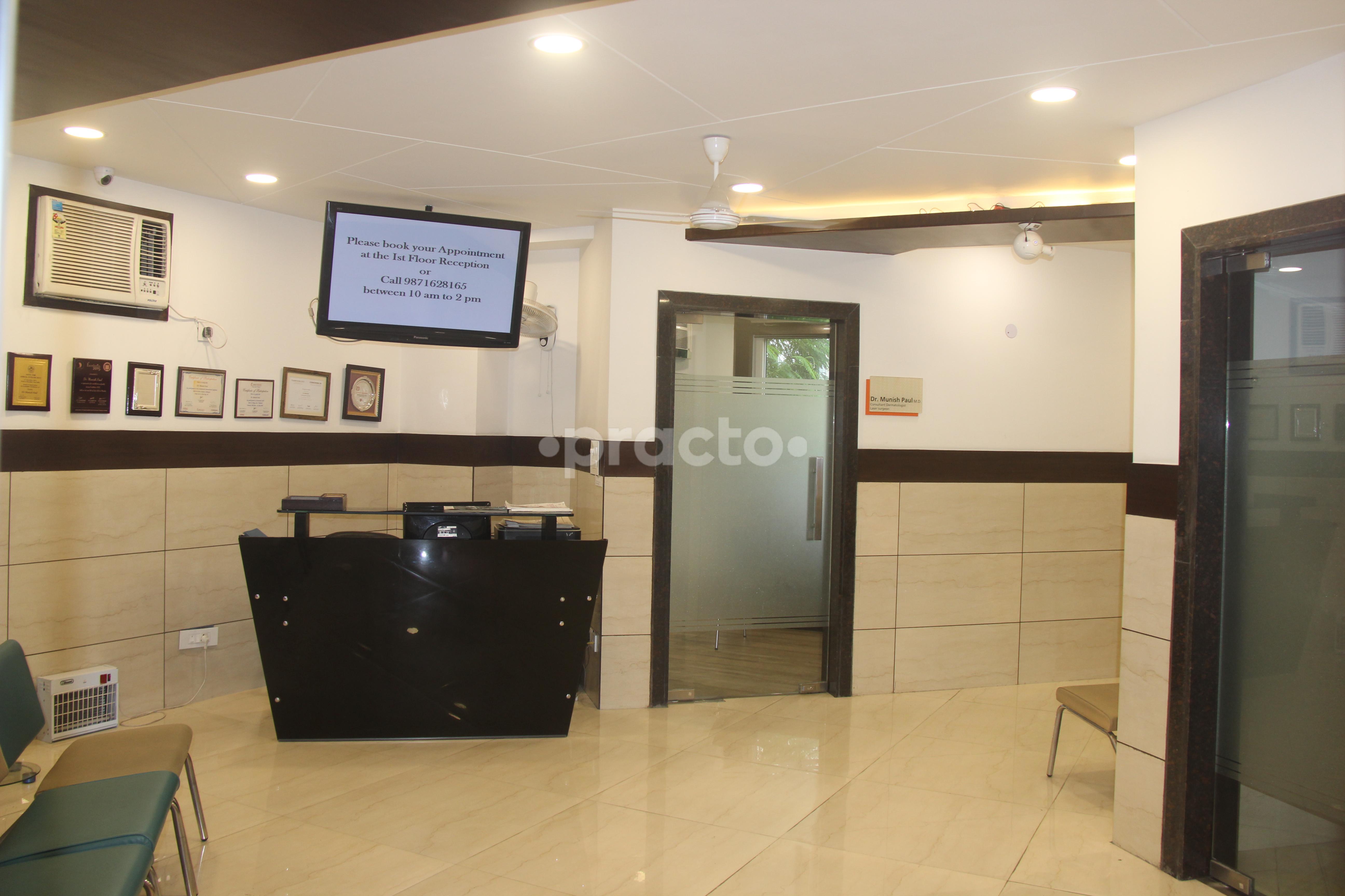 Reception at Dr. Paul's Skin Laser Centre Paschim Vihar Delhi