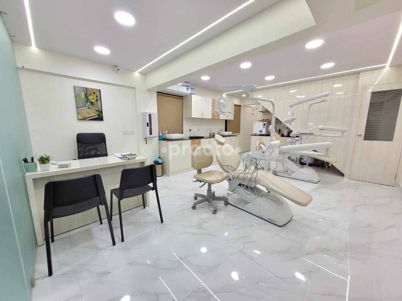 Consultation Room at Reginolds Dental Clinic Koramangala 5 Block Bangalore