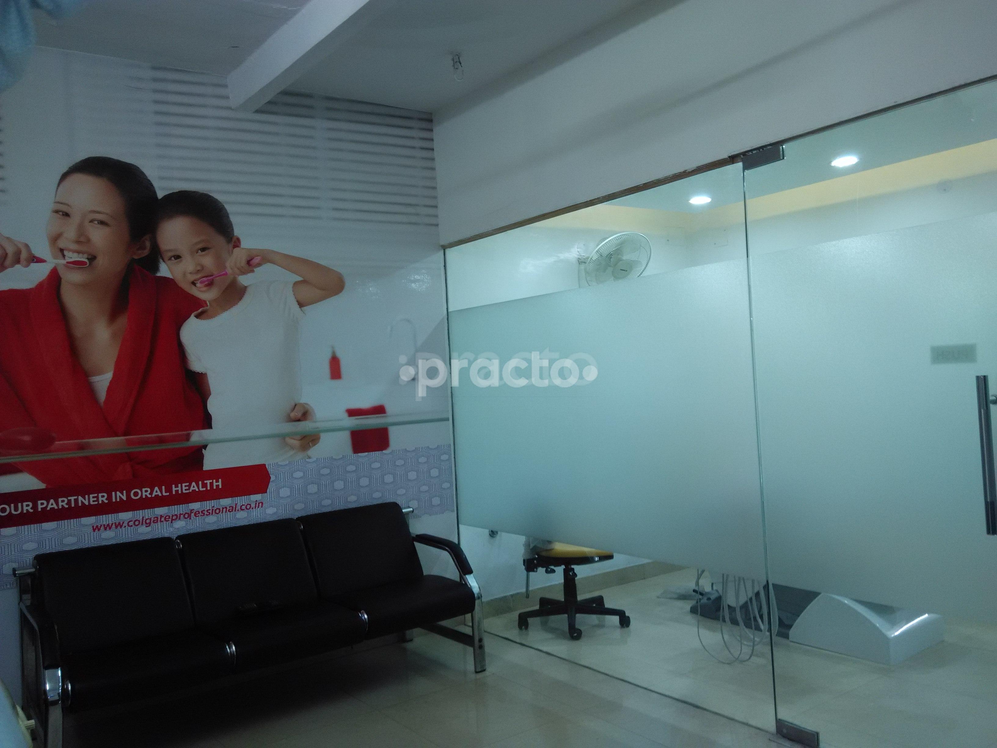 Waiting Area at Narang Orthodontic & Dental Care Centre Sarita Vihar Delhi