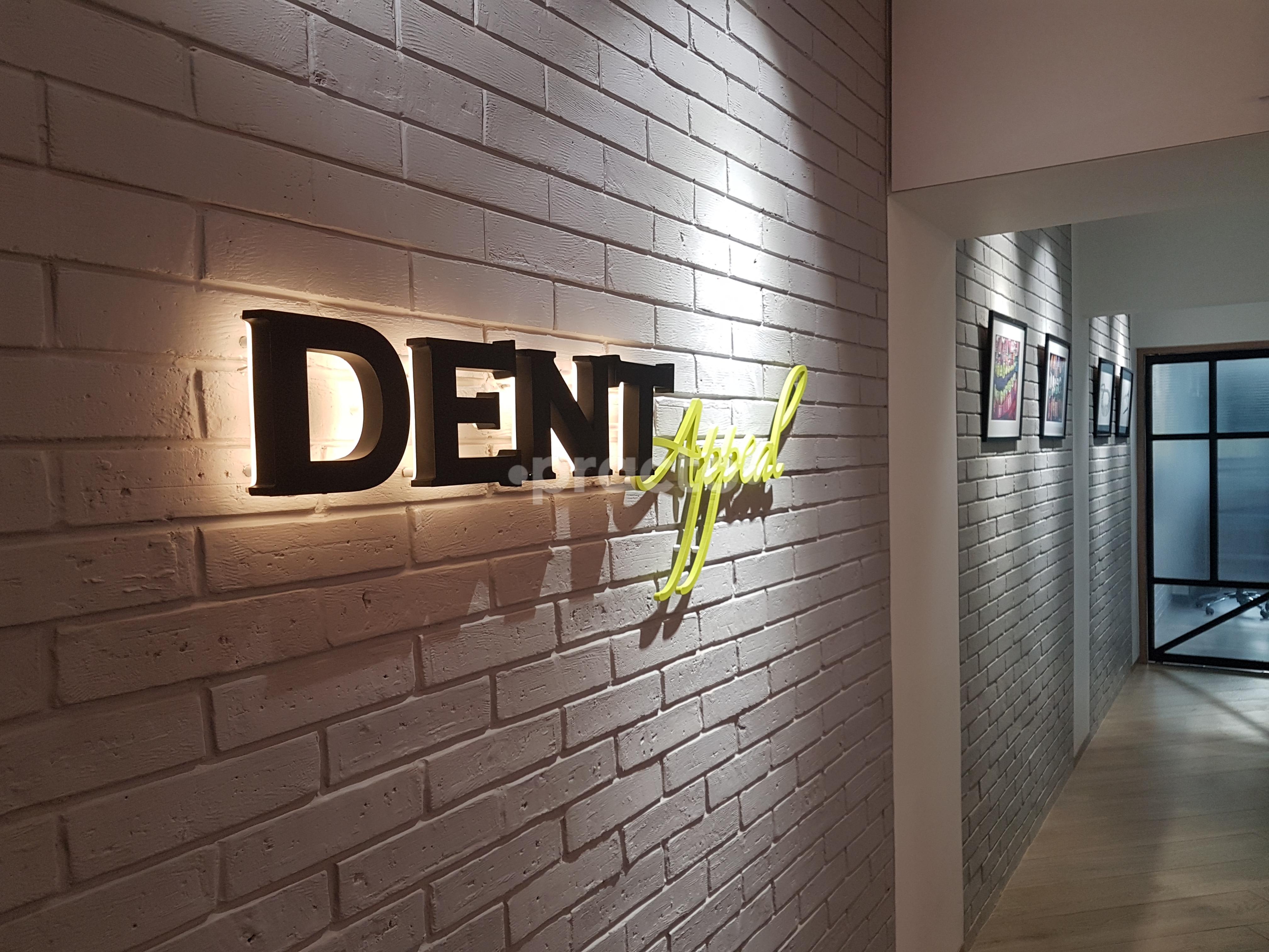Reception at DentAppeal Premium Multi-Speciality Dental Care Khar West Mumbai