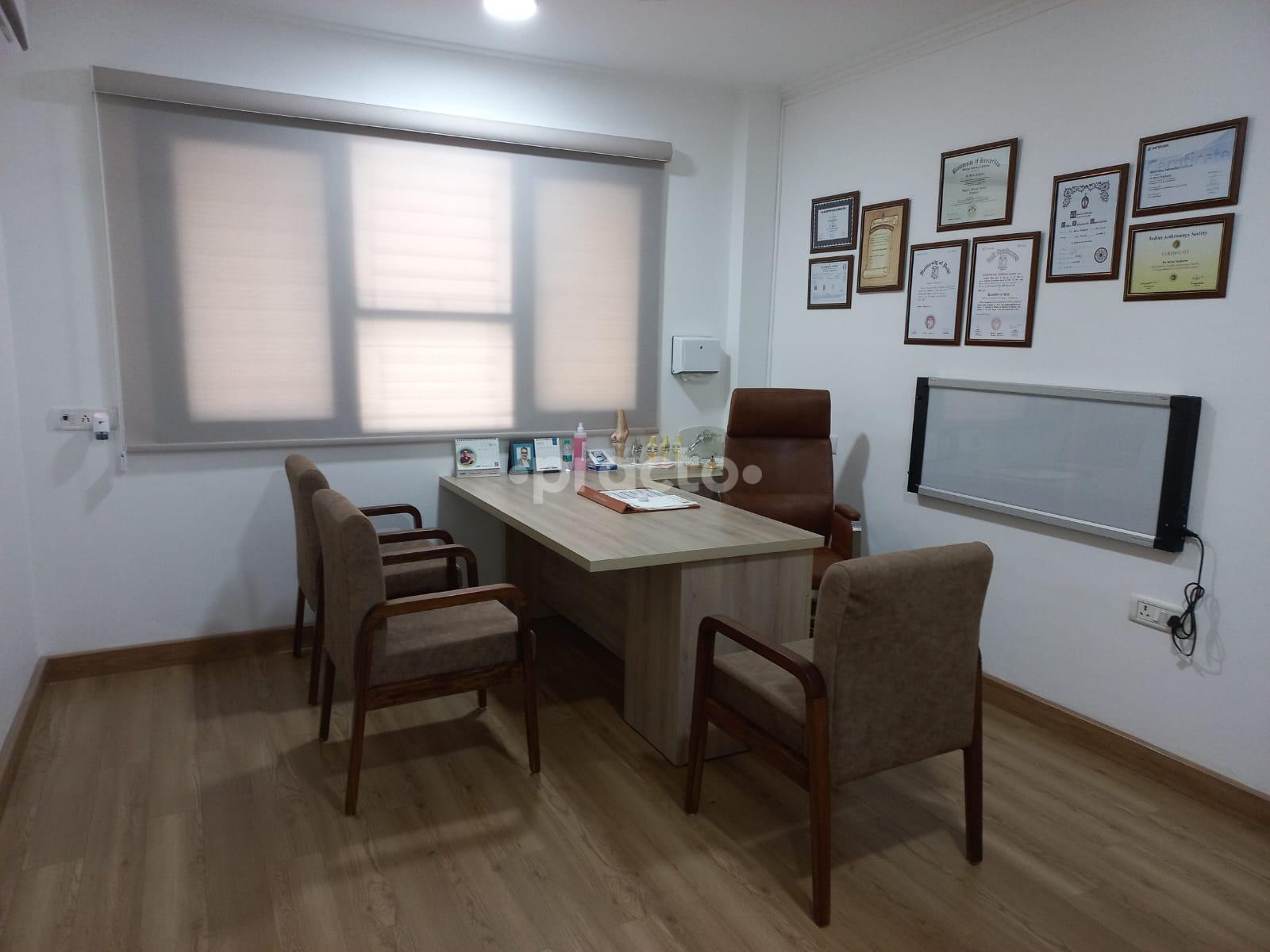 Consultation Room at Joint And Bone Solutions Hauz Khas Delhi