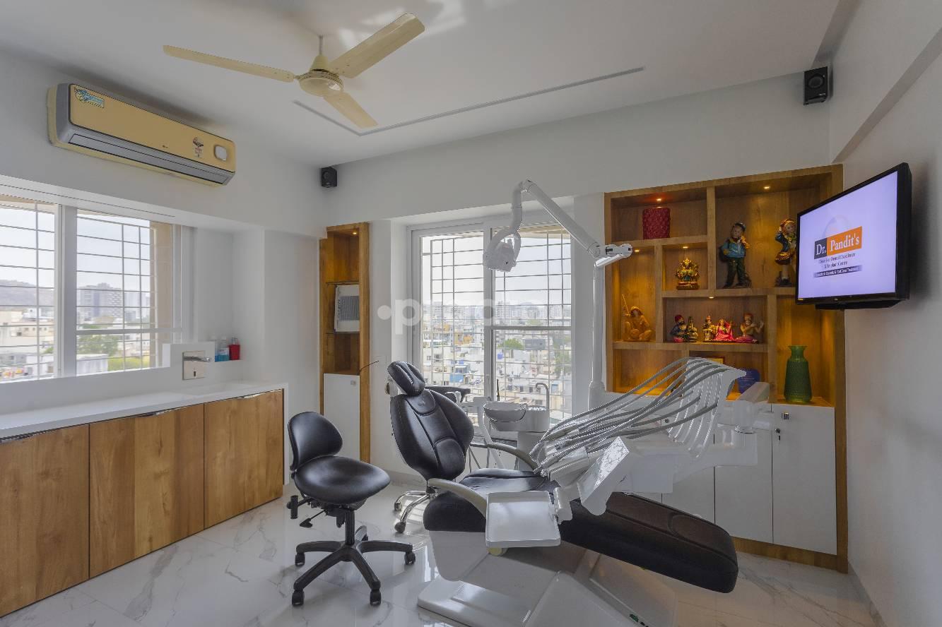 Equipment Area at Dr. Pandit's Clinic For Dental Excellence And Implant Centre Baner Pune