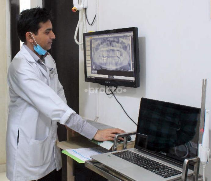 Dr. Anil Yadav Dental Clinic Gurgaon Sector 23 Gurgaon