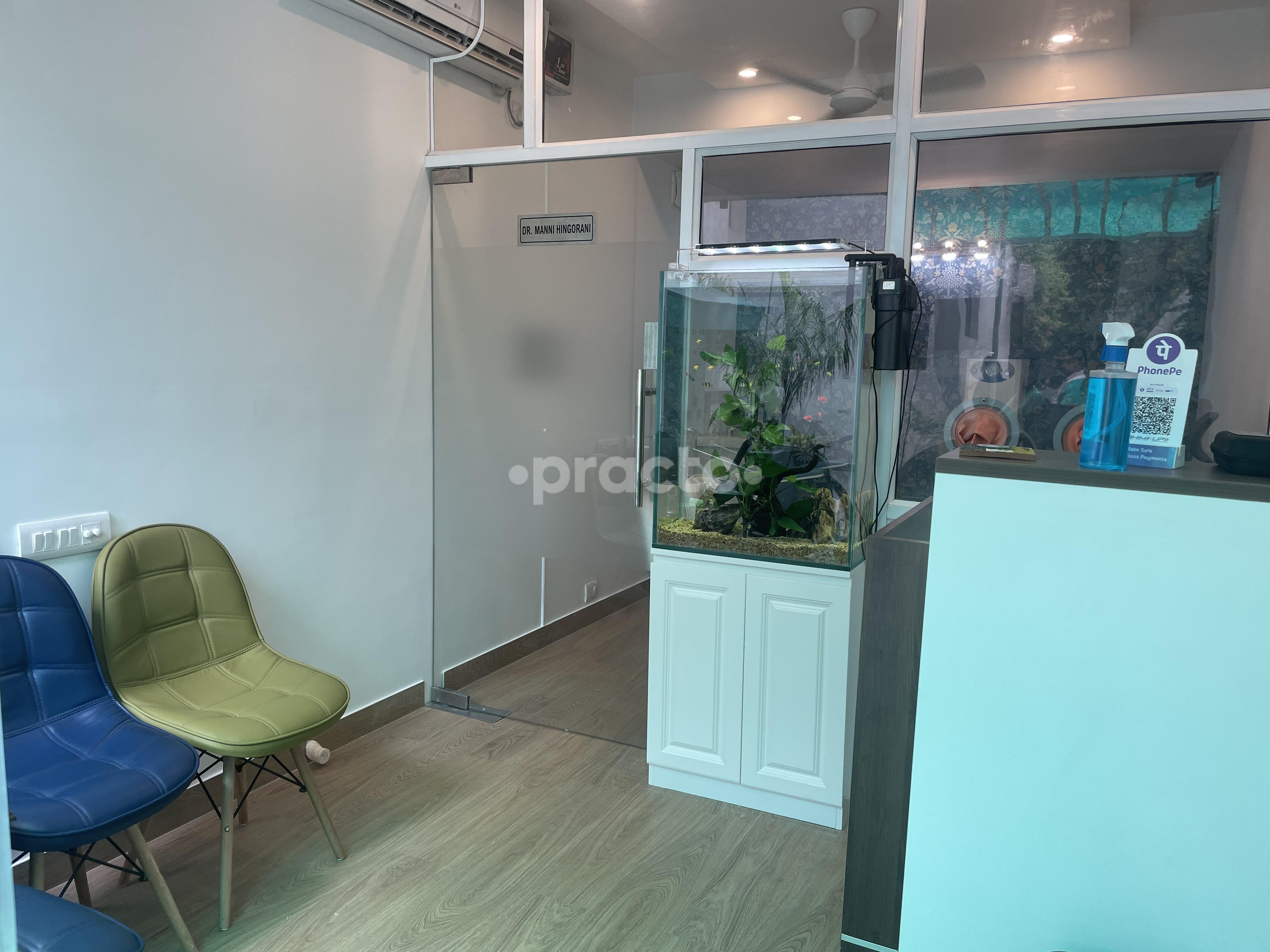 Reception Area at Three Senses Clinic South Extension 1 Delhi