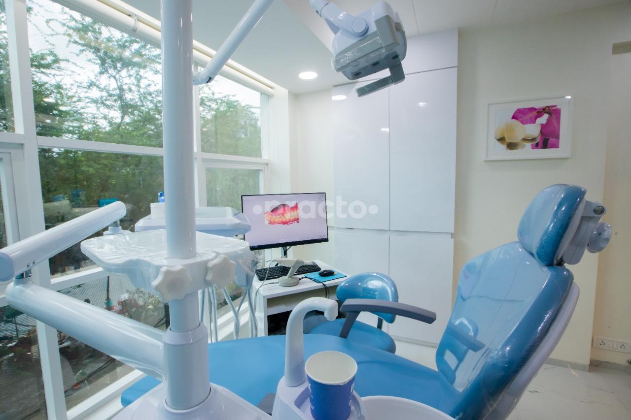 Equipment Area at Dr. Inamdar's Dental Studio Kurla East Mumbai