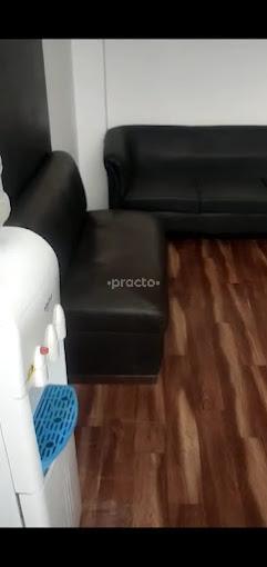 Waiting Area at Chetan Clinic Chhatarpur Delhi