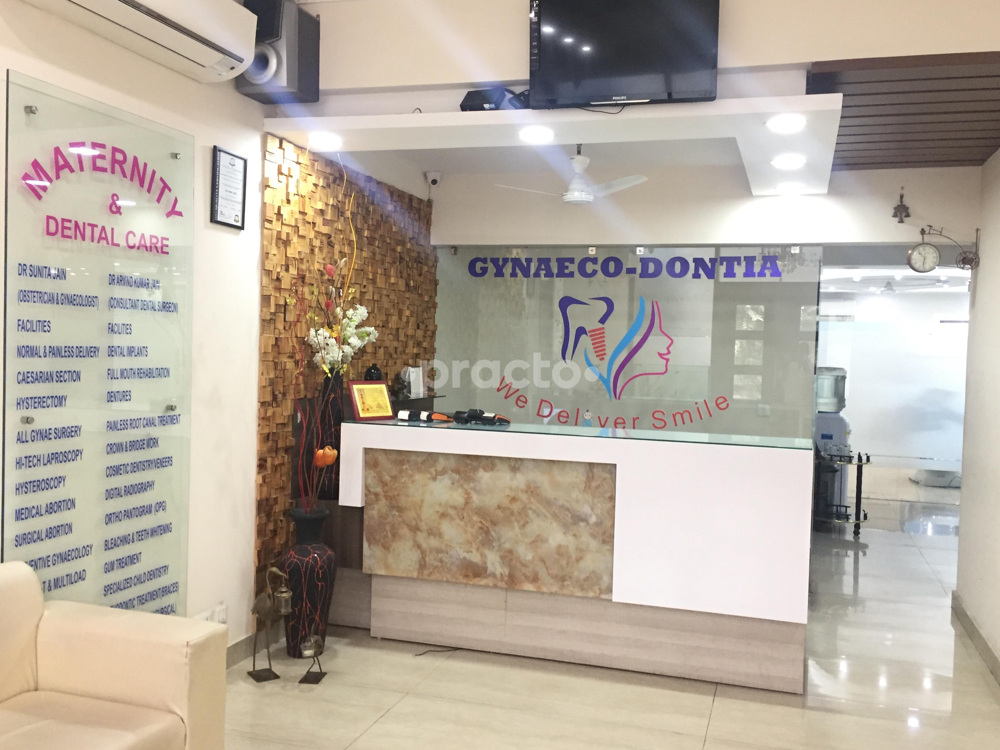 Reception at Jain Dental Centre & Gyne Clinic Greater Kailash Part 2 Delhi