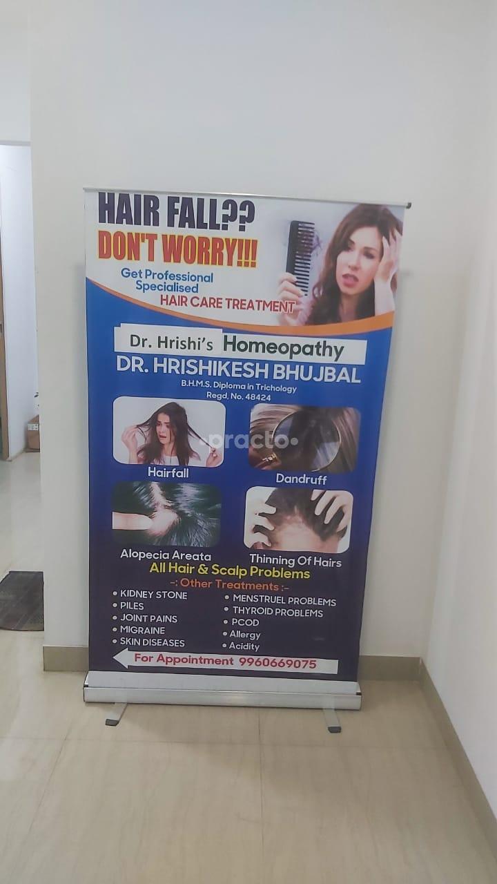 Consultation Room at Dr Hrishi's Homeopathy, Health & Hair Viman Nagar Pune