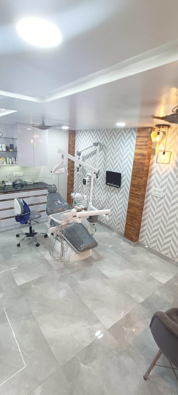 Service Area at Healthy Smiles Dental Clinic Katwaria Sarai Delhi