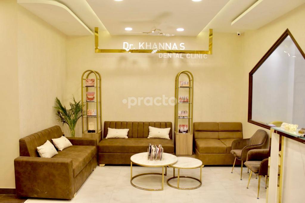 Waiting Area at Dr.Khanna's Dental clinic Saket Delhi