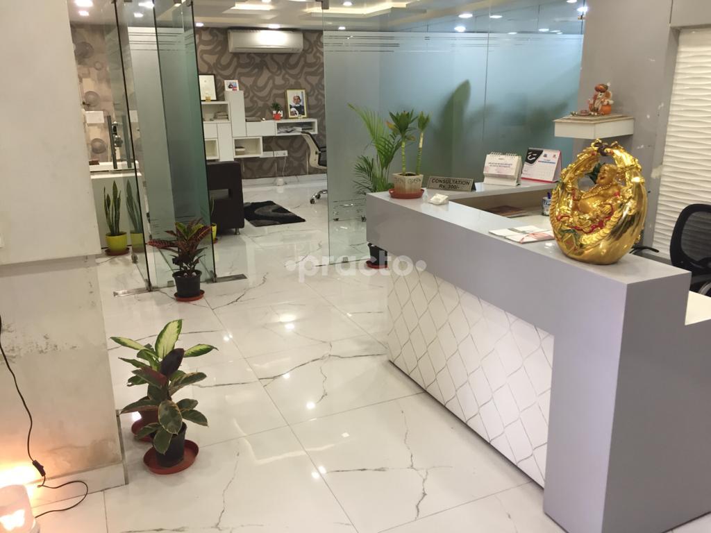 Reception Area at Dazzling Smile Dental And Implant Centre Ashok Vihar Phase 1 Delhi