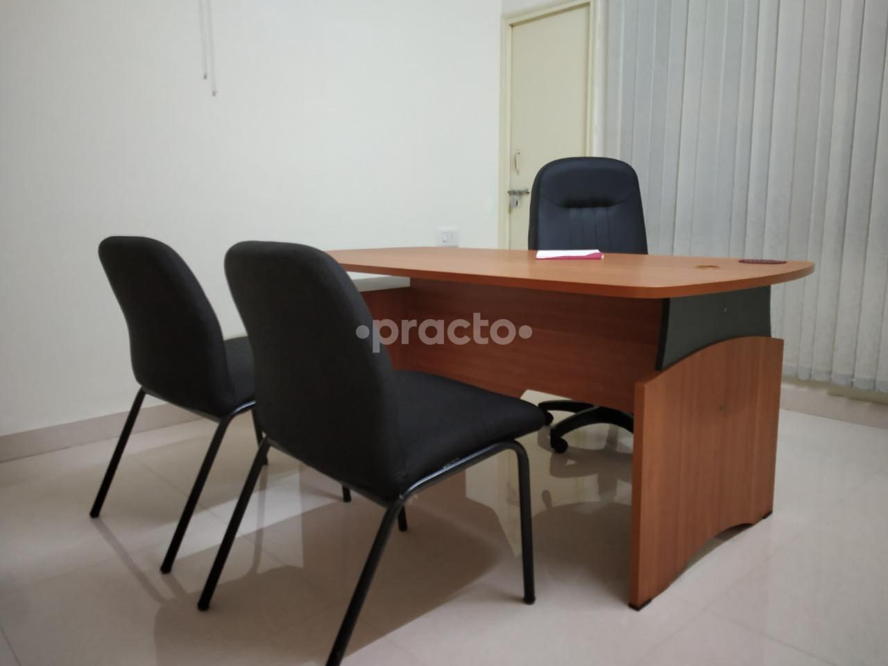 Consultation Room at Maanas Malleswaram Bangalore