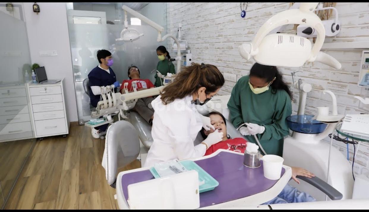 Equipment Area at Tooth Avenue Khar West Mumbai