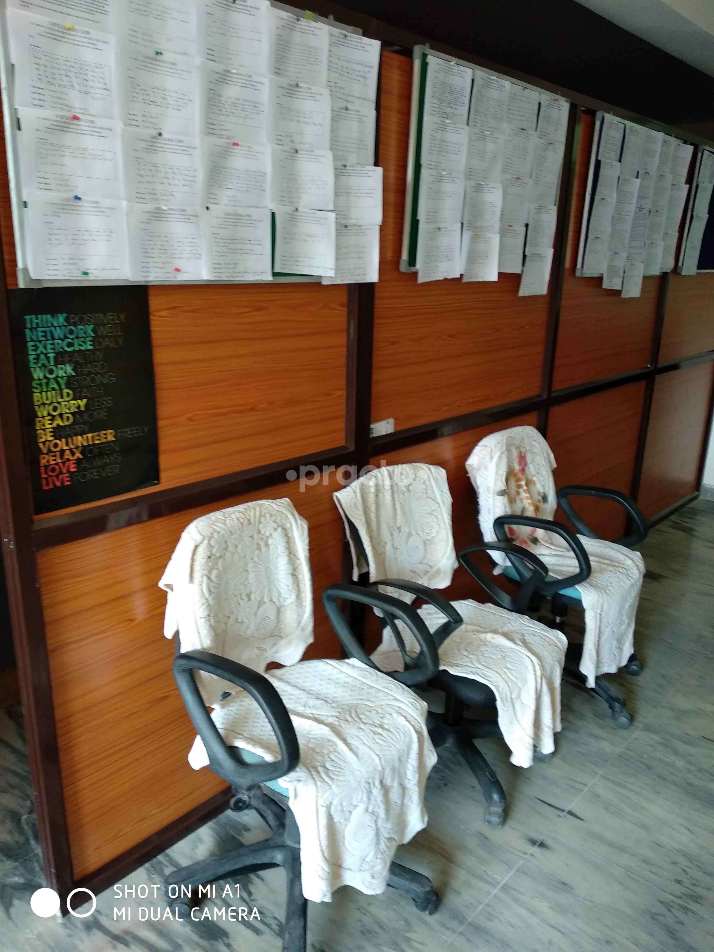 Waiting Area at Dr. Rana's Aastha Physiotherapy & Nature Cure Clinic Greater Noida West Greater Noida