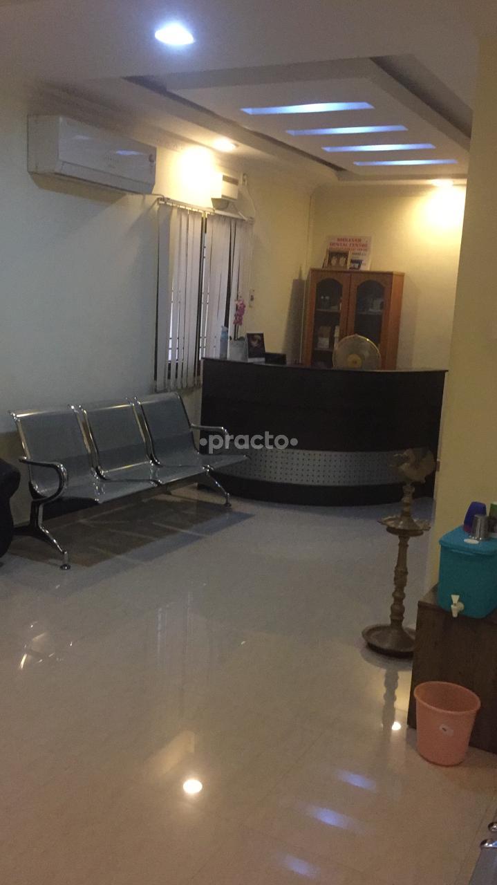 Entrance at Smilever Dental Clinic Virugambakkam Chennai