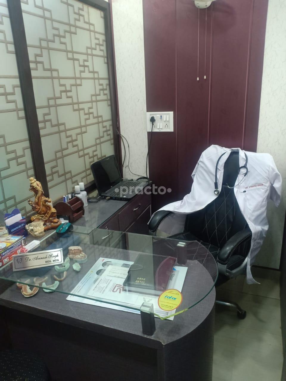 Consultation Room at Amar Dental Clinic Uttam Nagar Delhi